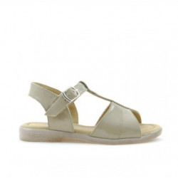Småbarnsandaler 40c lack beige