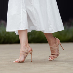 Dammsandaler 1345 beige mocka lifestyle